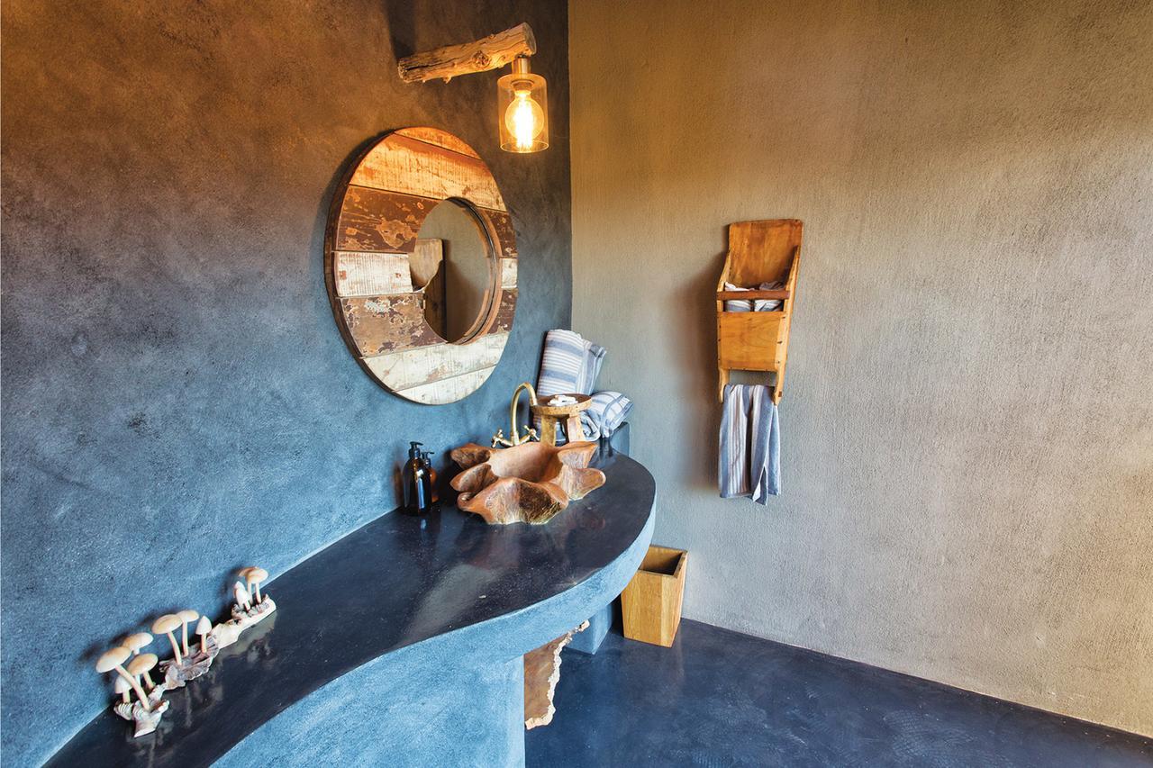 Tuningi Safari Lodge 매디퀘동물보호구역 외부 사진